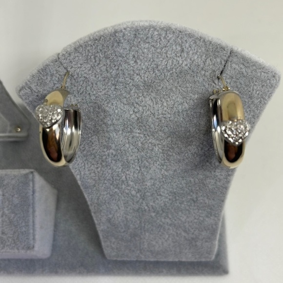 14k real gold hoops ‎and 925 inside the hoops